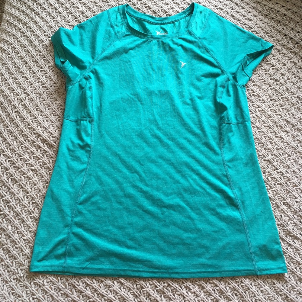 Old Navy Active Tee